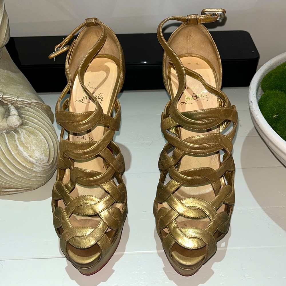 Christian Louboutin Larissa Plato 150 Calf Laminato